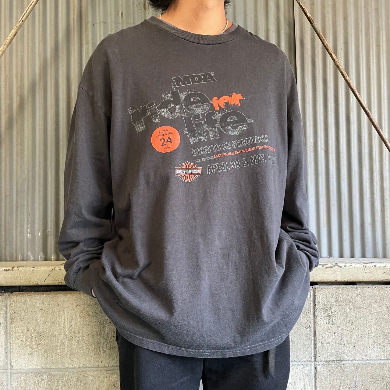 【人気定番】ハーレーダビッドソン　両面ビッグプリントTシャツ　白　M257