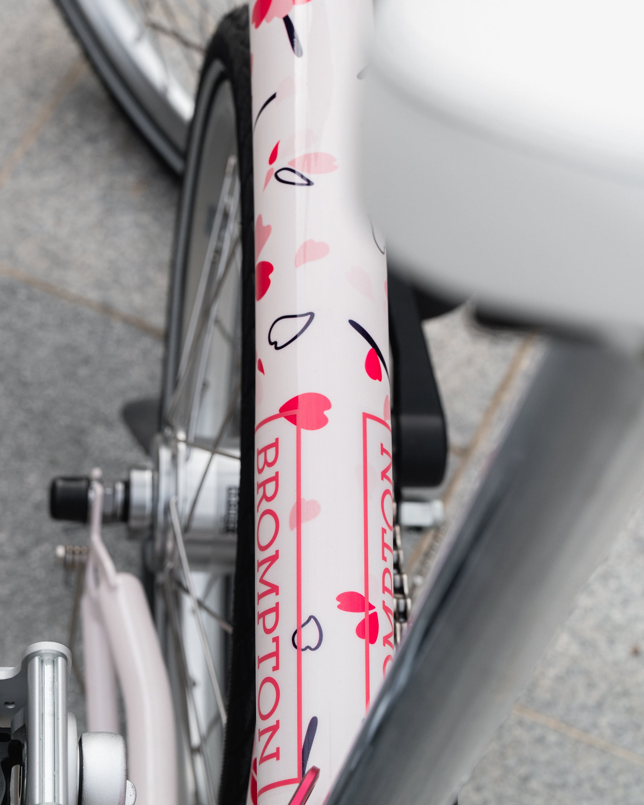 Brompton C Line Cherry Blossom V2 | LORO ONLINE STORE
