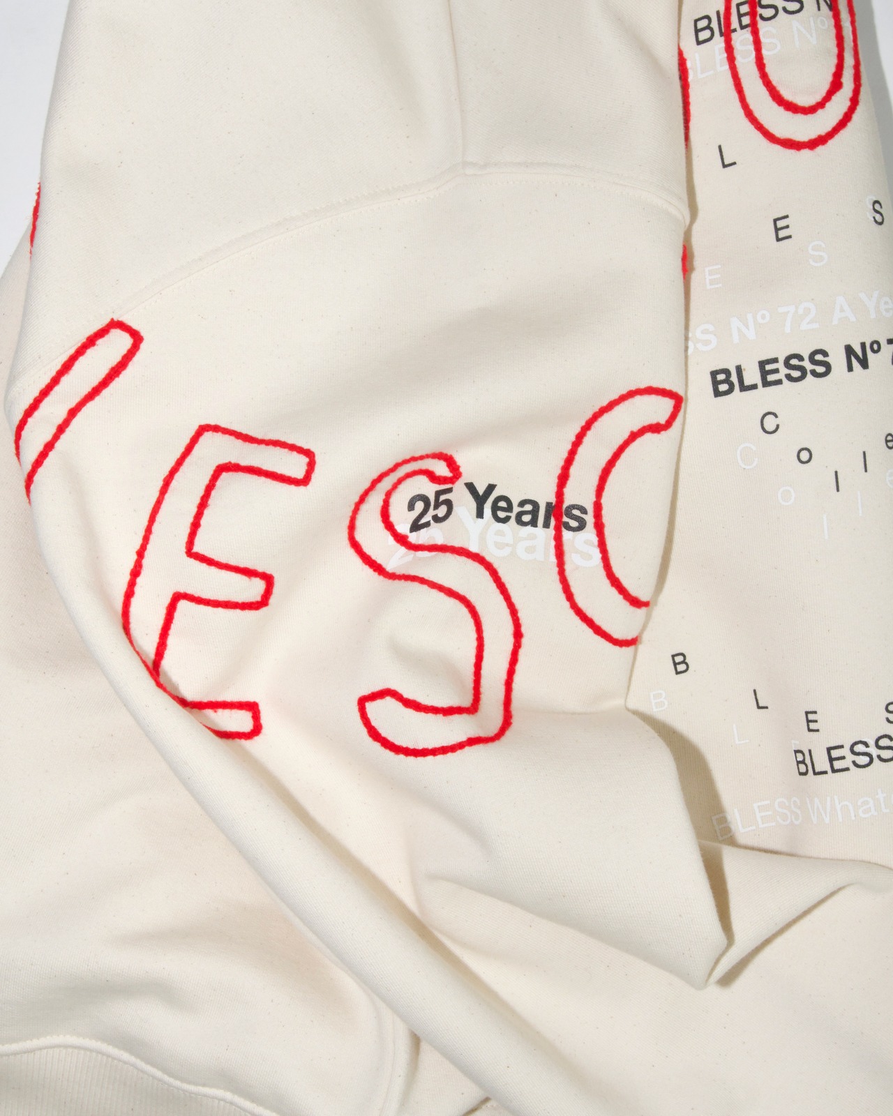 BLESS "Reflexic Multicollection sweater〔ECRU〕"