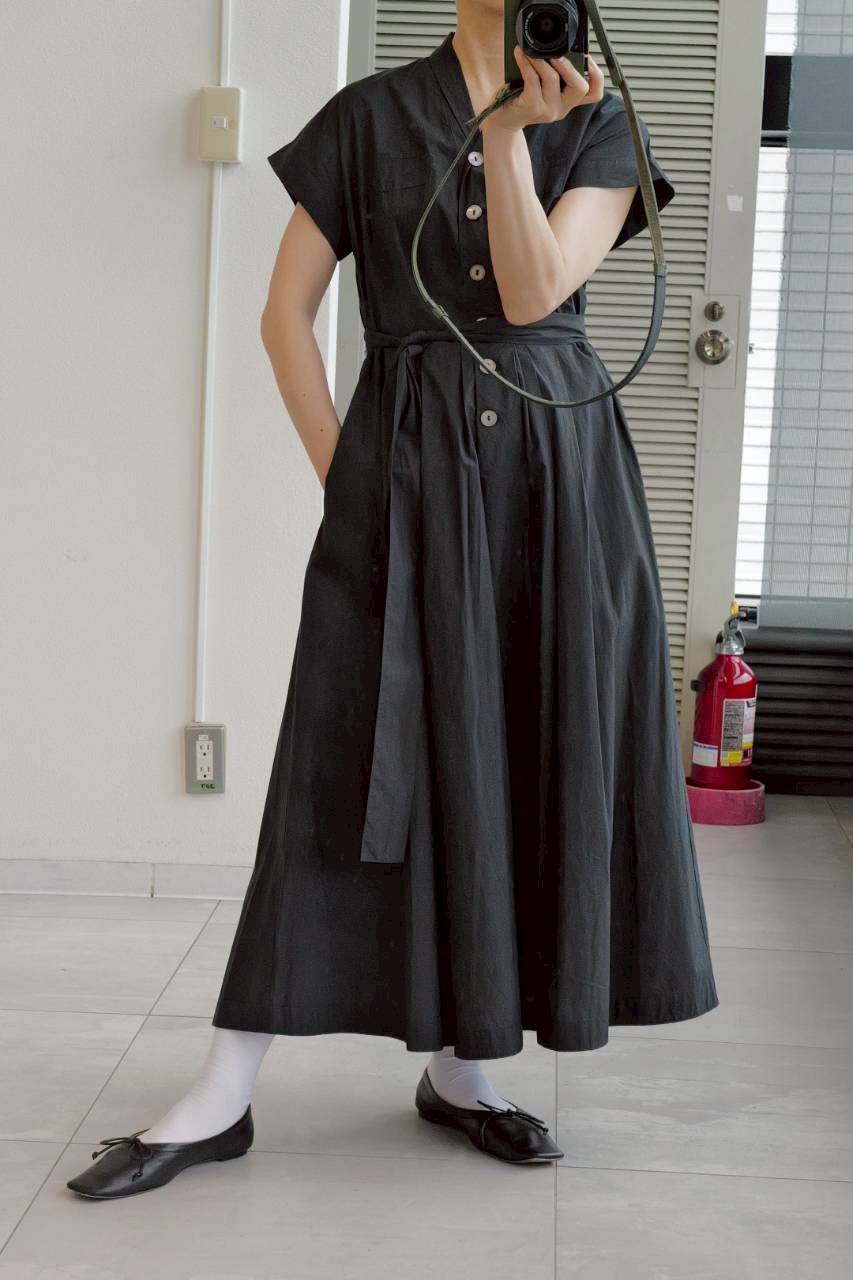 cotton v/neck flare dress black
