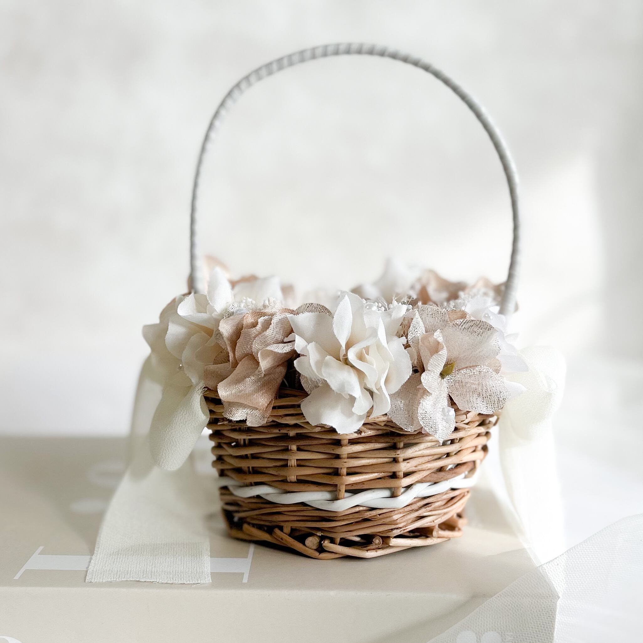 Circle P&Wring pillow