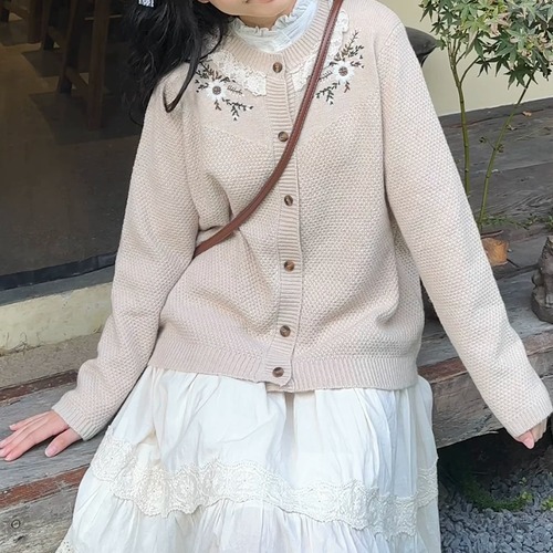 2色/ボタニカル刺繍ニットカーデ ・12289