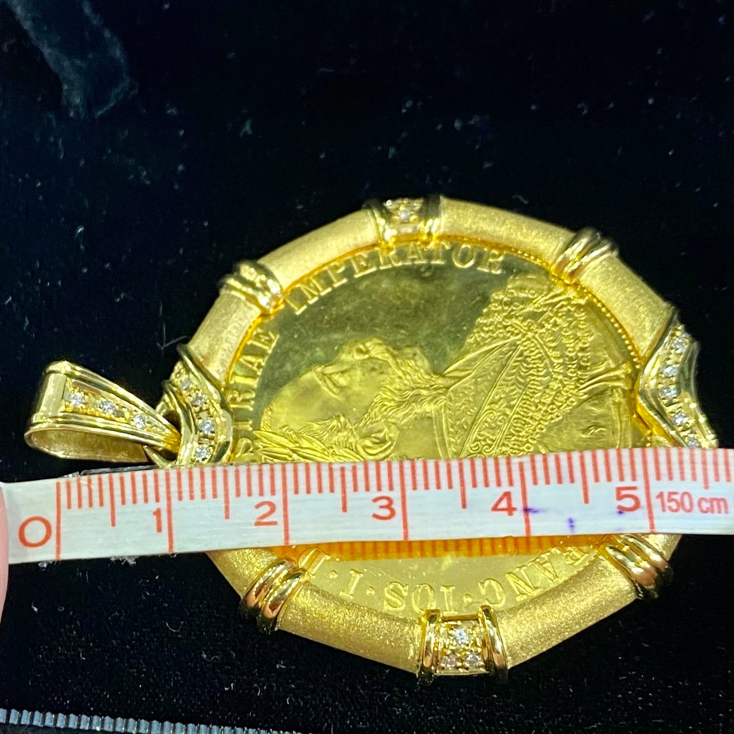 ハプスブルク家の紋章辞典 神聖ローマ皇帝兼ハプスブルク家スペイン王カール5世（1506年