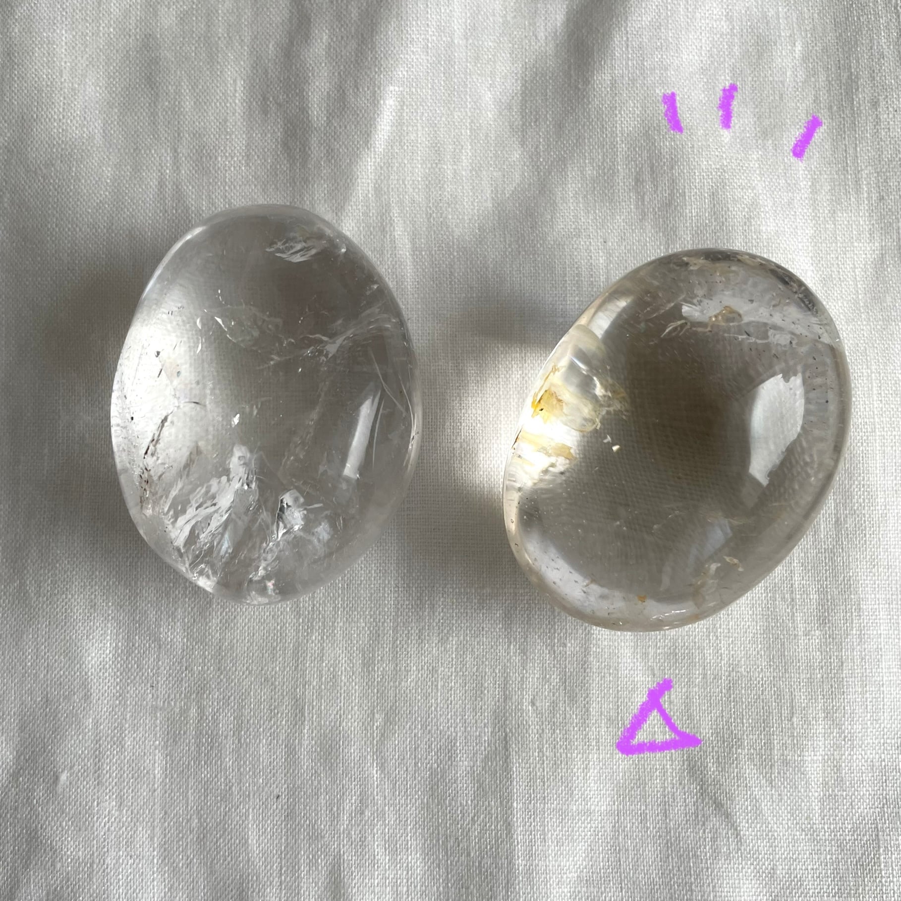 金の月と虹入り／ゴールデンヒーラー入り水晶パームストーン | Moon's