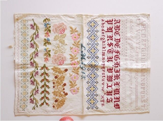 ドイツアンティーク刺繍 サンプラー1915年 クロスステッチ エンブロイダリー 修道院の手仕事