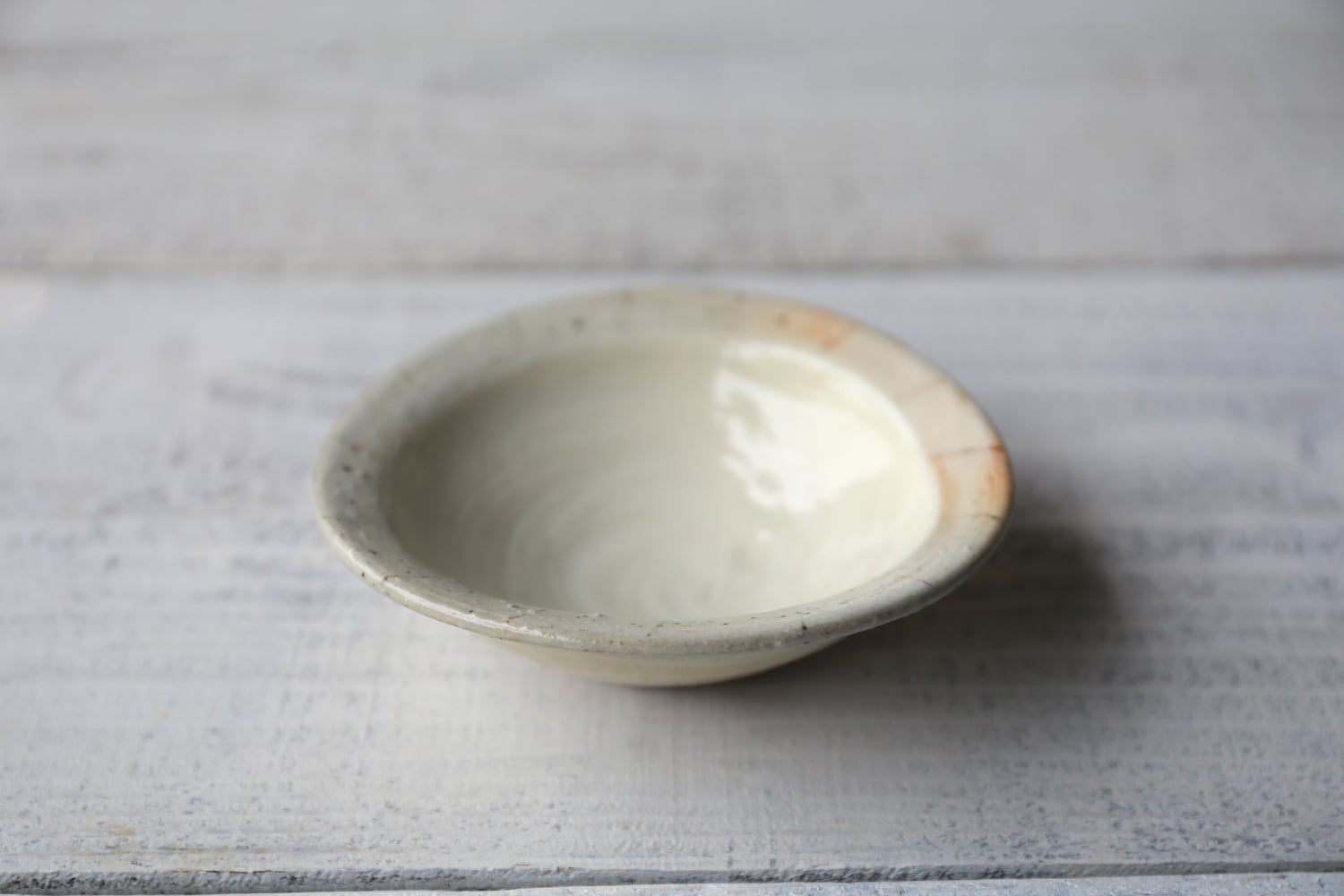 たて鉄線 たわみ豆鉢 | 古谷製陶所