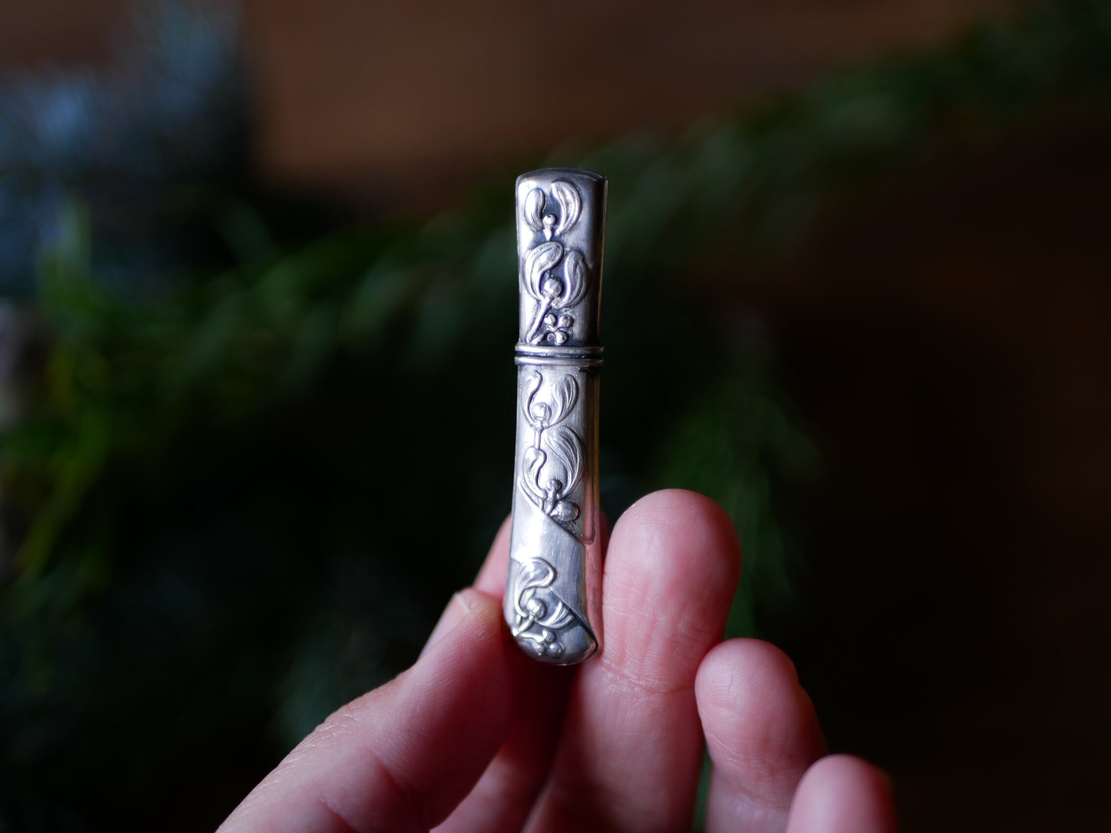 フランス　シルバーケース　アールヌーボー　純銀 フランス シルバーニードルケース 純銀 アールヌーボー フランス