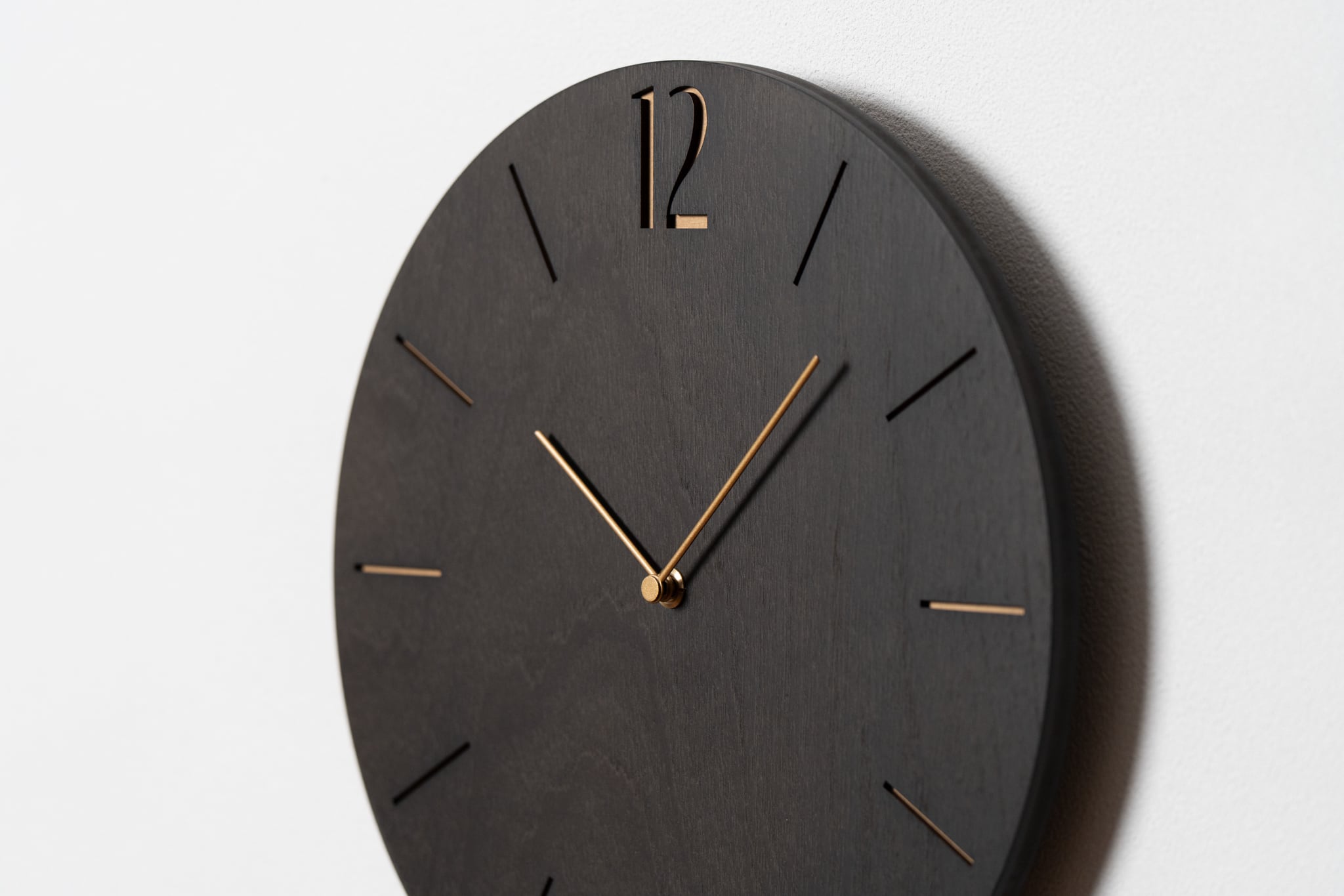 電波時計 PROUD CLOCK BLACK -NENRIN- | シャンブル【CHAMBRE】by