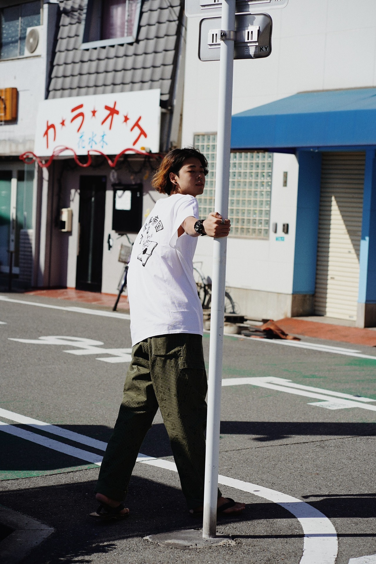 四畳半帝国半袖　白×黒色