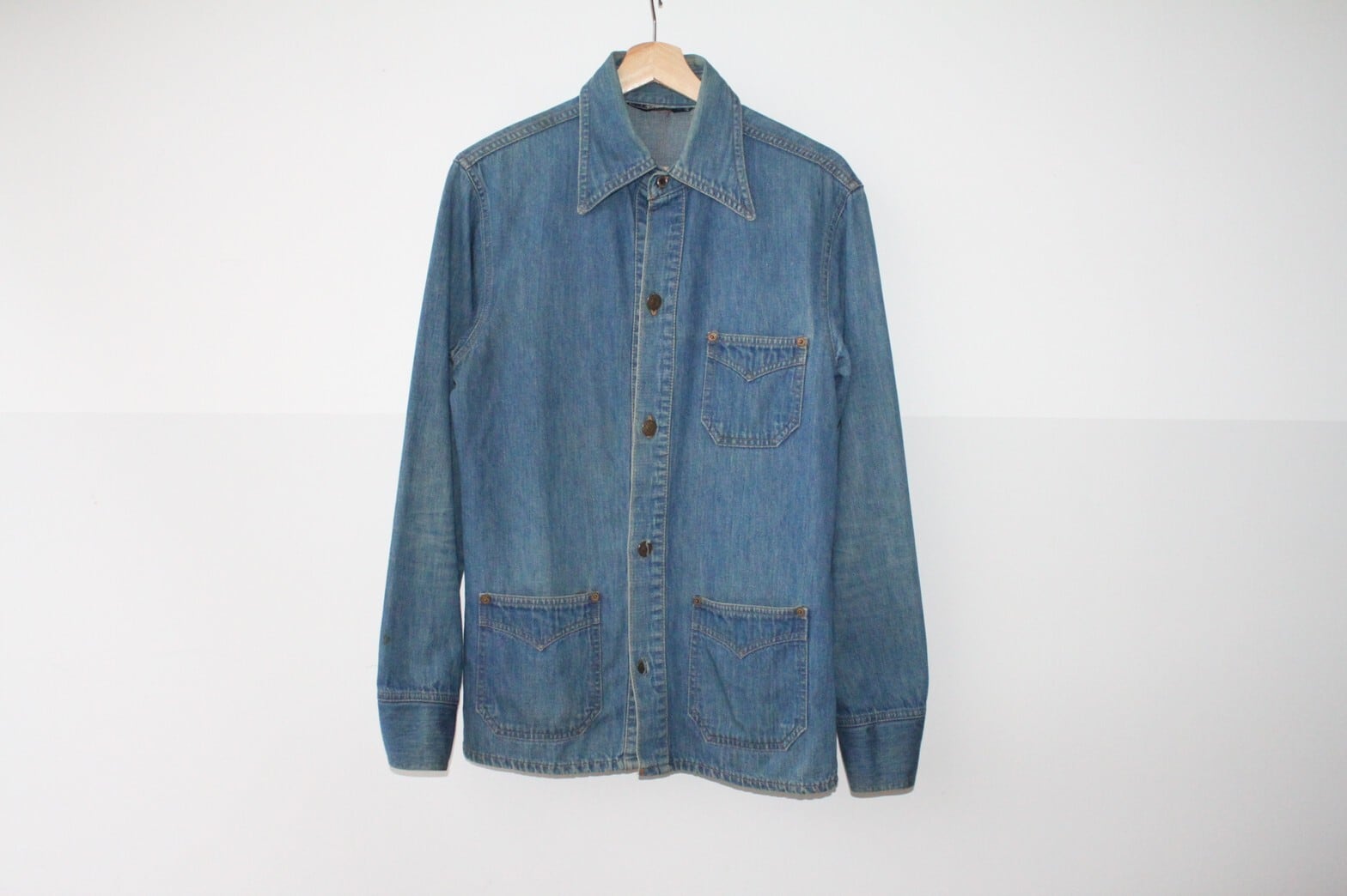 70s Levis Fresh Produce