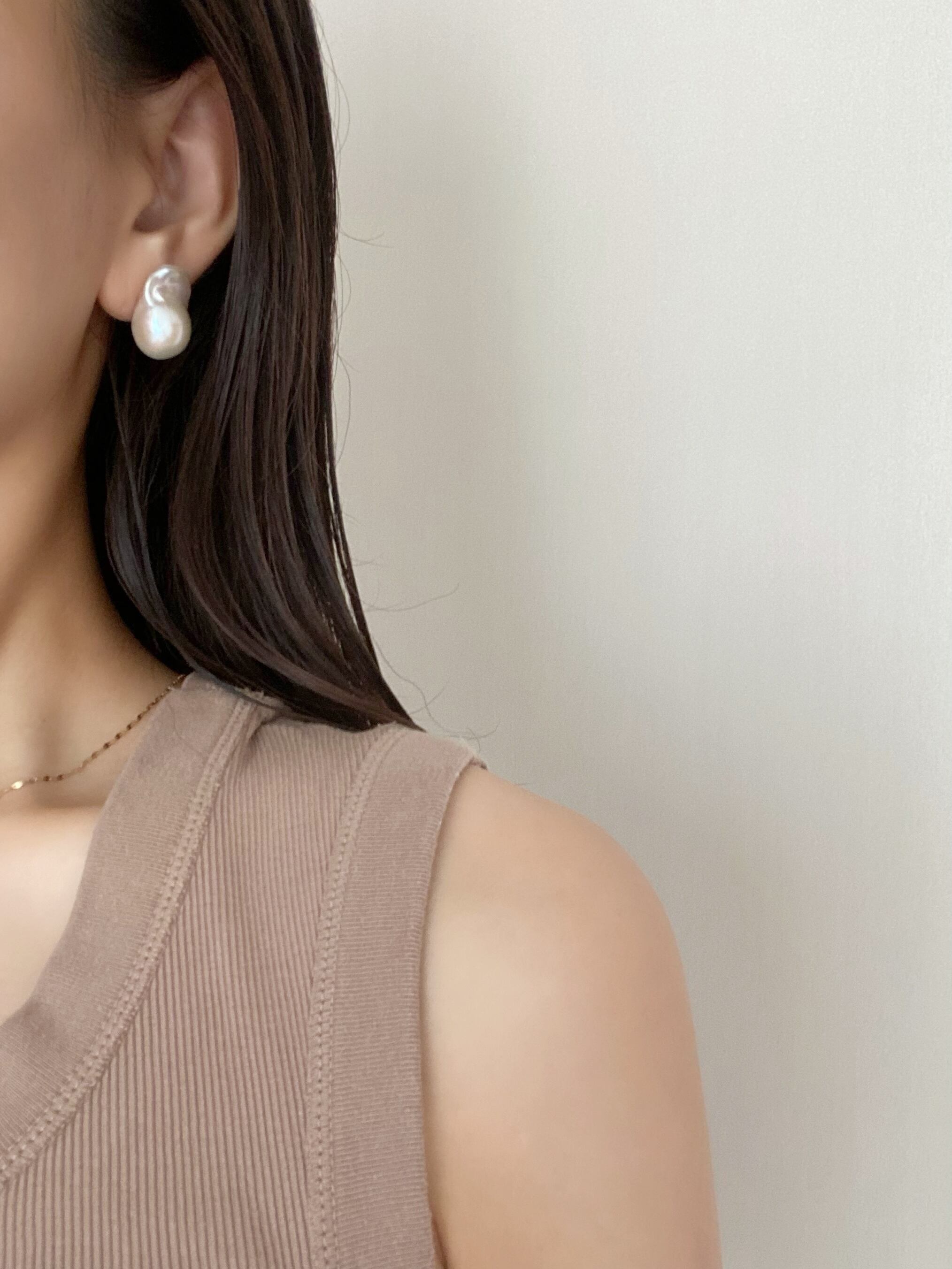 デウス エクスマキナ オイスターパールピアス バイカラーバロック