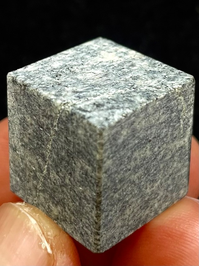 11) 世界初！強力な引き寄せ・統合「南極の石(アンタークティック・ストーン)キューブ型