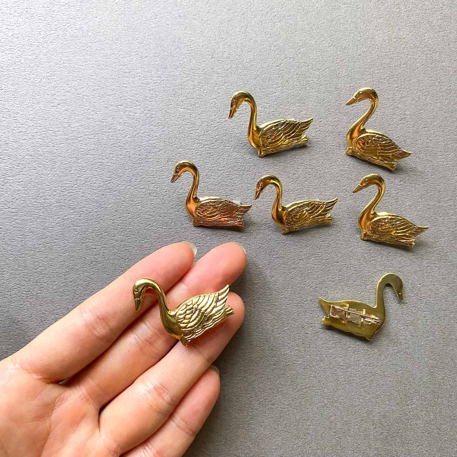 再入荷〉白鳥のオリジナル真鍮ブローチ | Dua-アクセサリーパーツショップ