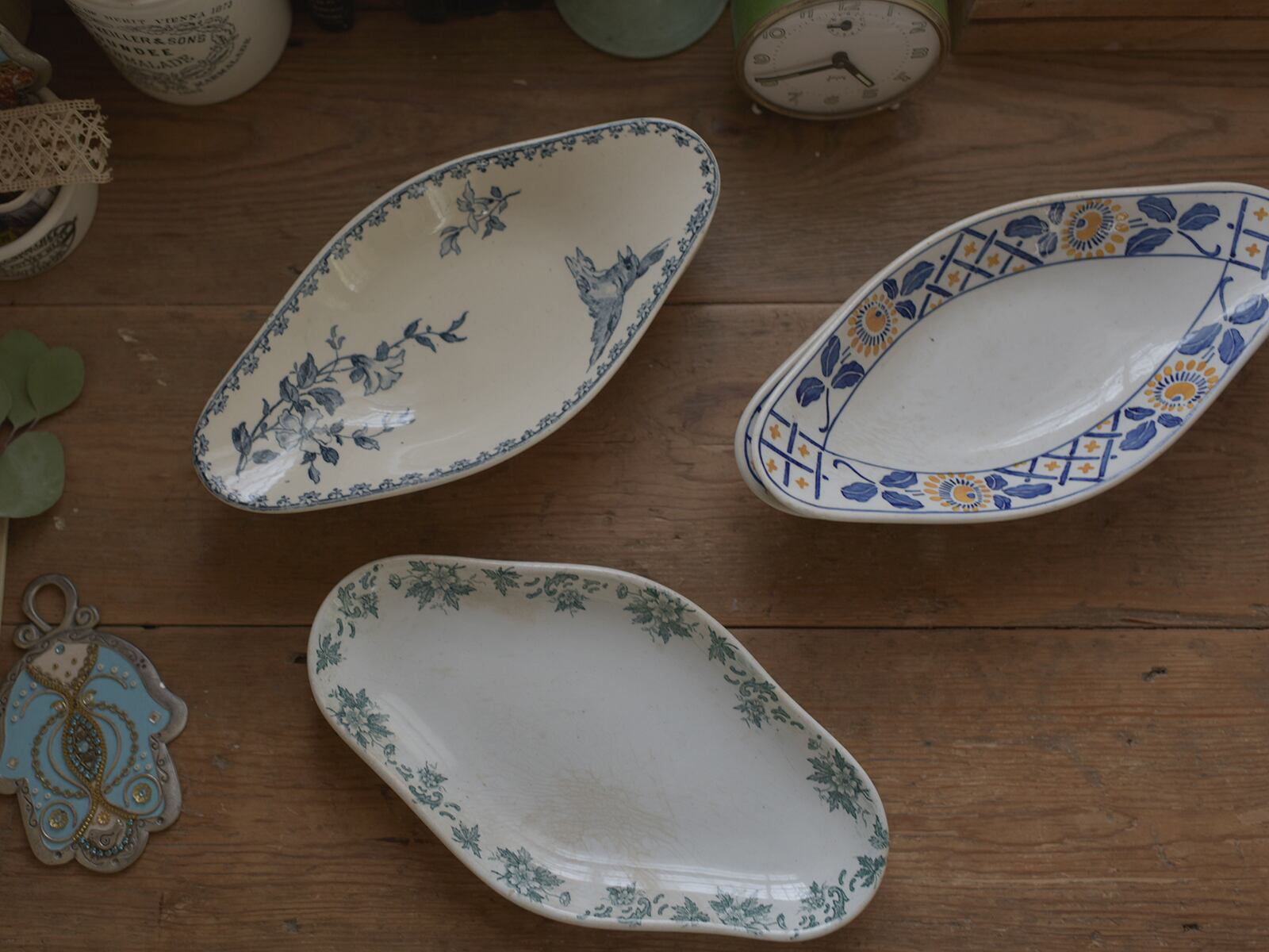 Terre de Fer 上品な絵柄のラヴィエ フレンチブロカント