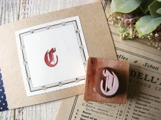 消しゴムはんこ【NO.392】 消しゴムはんこ＊アルファベットC/ぼん