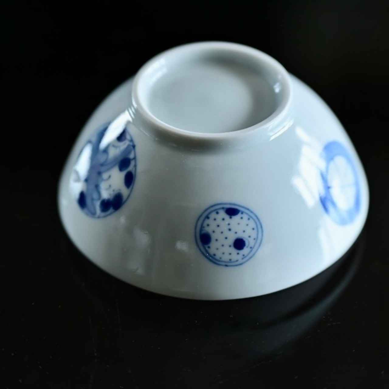 吉岡将弐　【蔵出し市】No.14 鳥丸文飯碗　小 / Syoji Yoshioka – Bird Round Motif Rice Bowl (Small)［2104130011535］