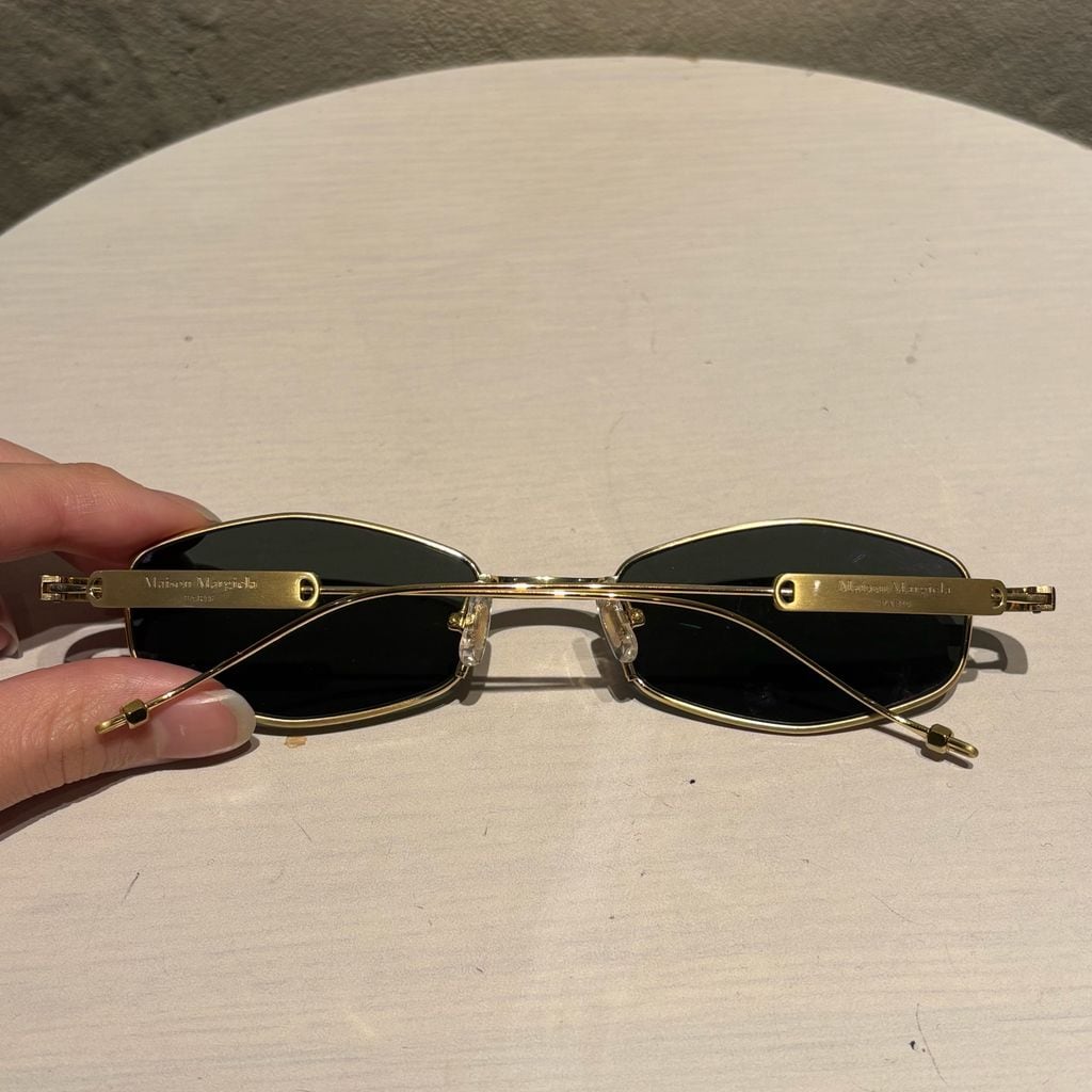 Maison Margiela(メゾンマルジェラ) サングラス美品  - MMM06V ダークネイビー×ダークブラウン×ゴールド MM6 エムエムシックス メゾンマルジェラ サングラス Show ショウ