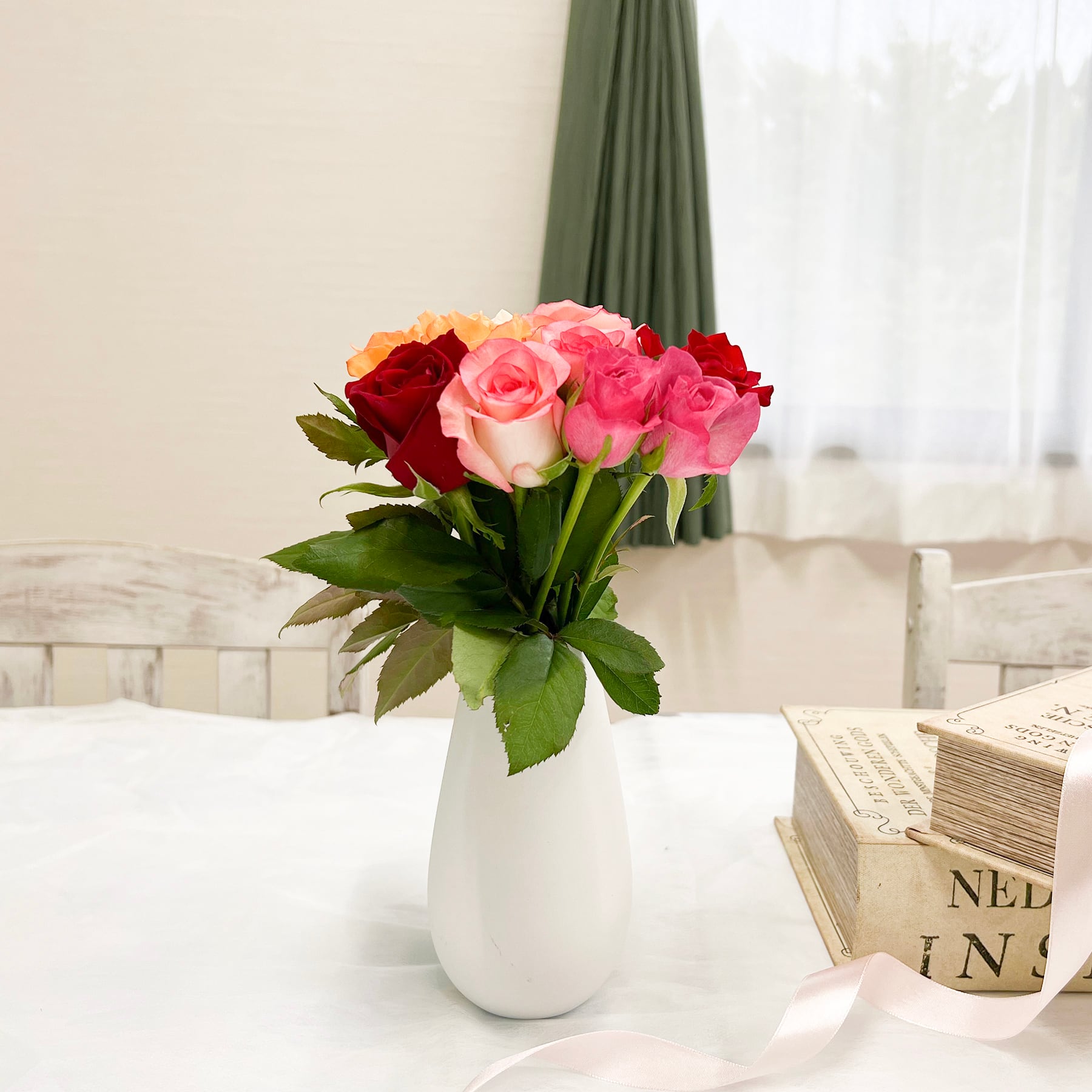 規格外品☆救済企画〉ショート☆ダズンローズ 12本＋葉ものセット