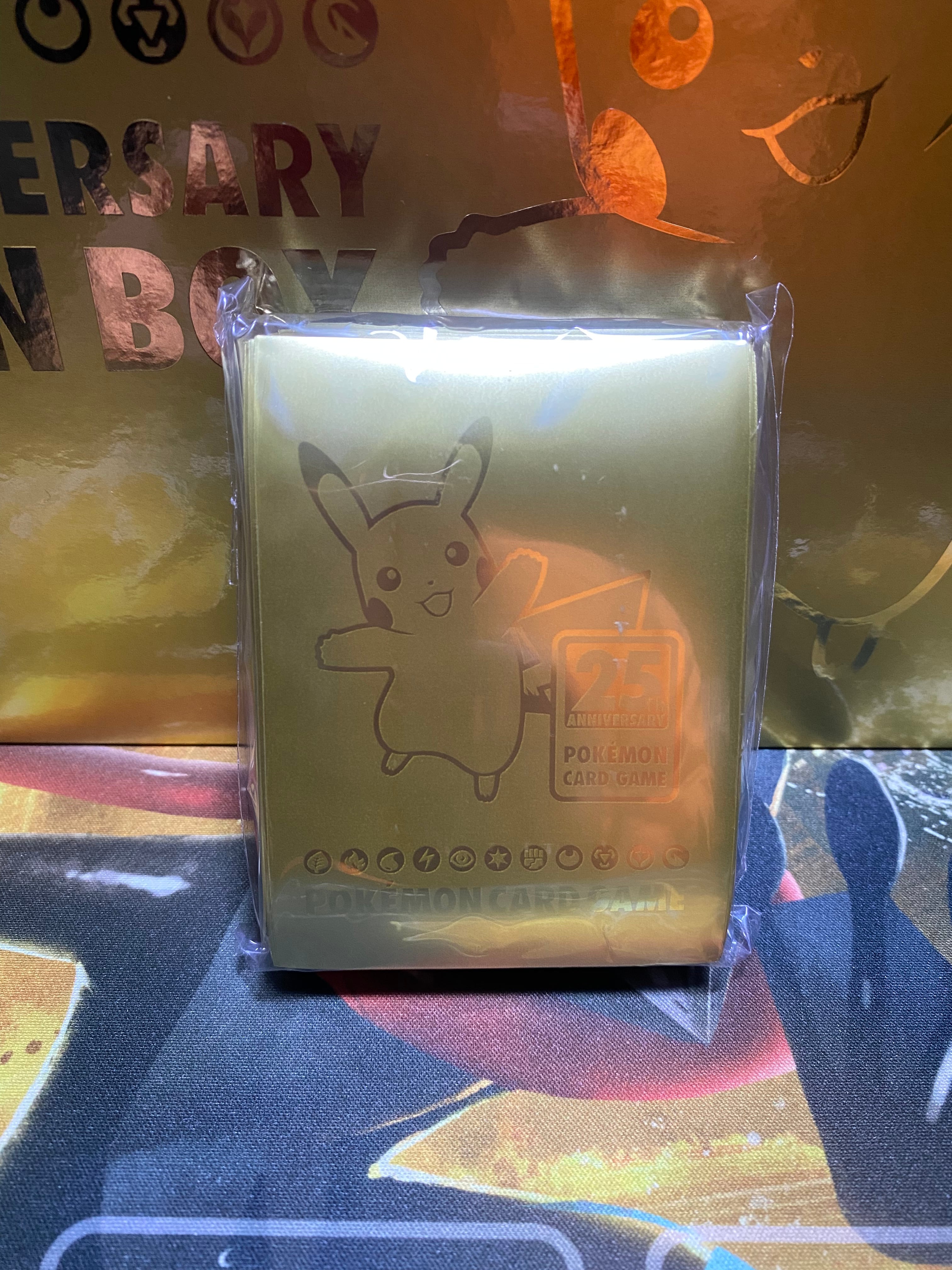 ポケモンカードゲーム　25th ANNIVERSARY GOLDEN BOX　スリーブ　デッキシールド　サプライ ゴールデンボックス　ポケモン　 ポケモンカード