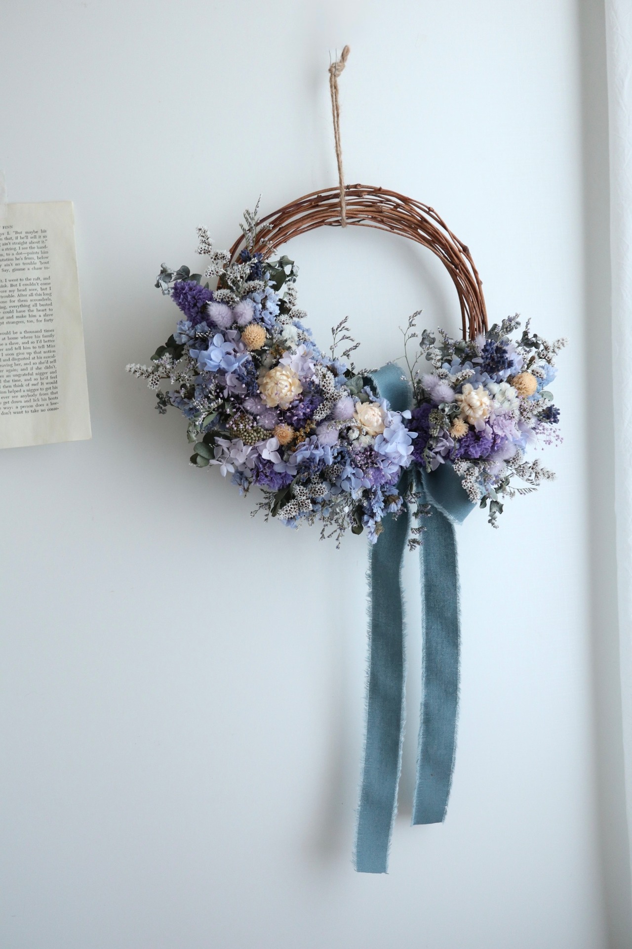 half  wreathe blue