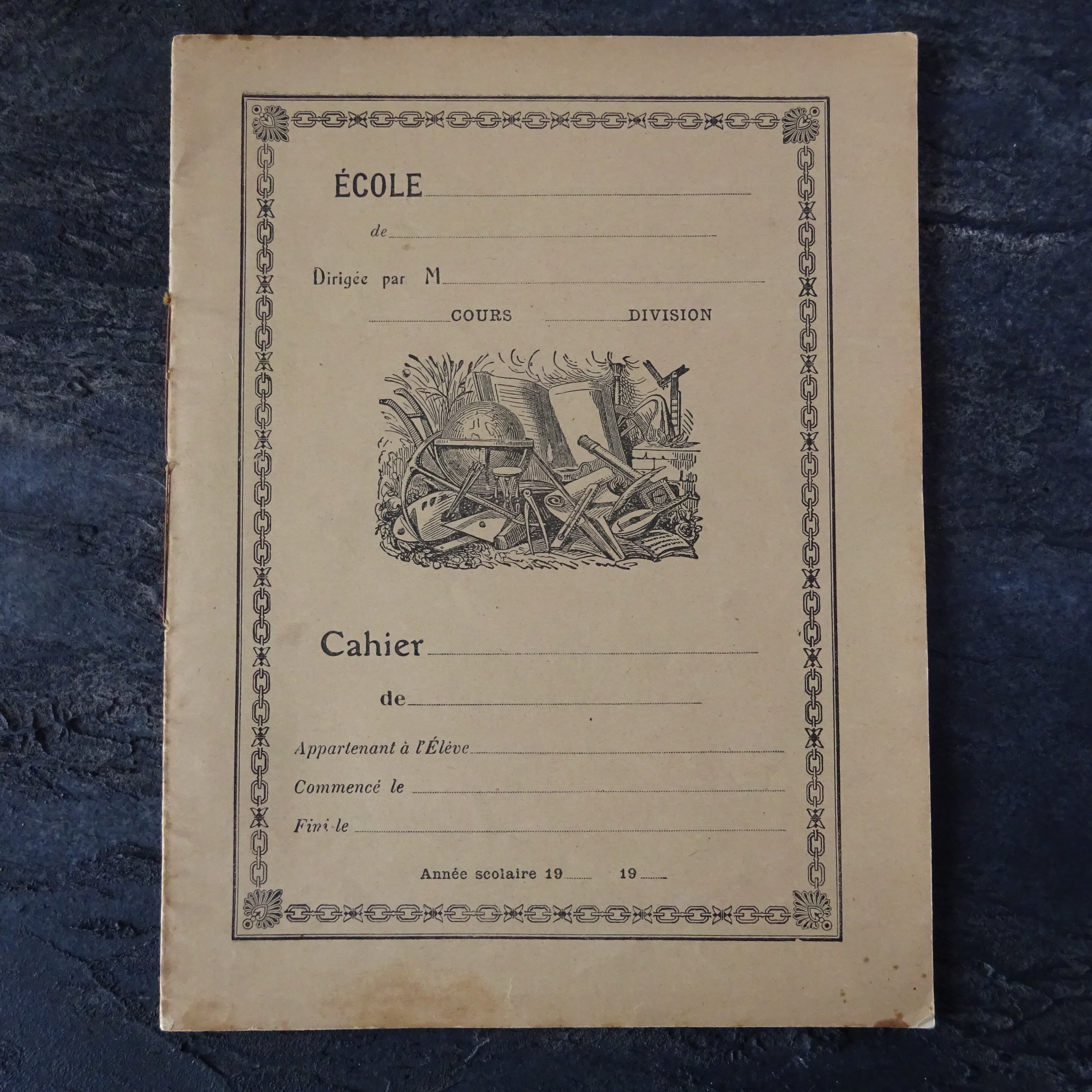 Cahier scolaire ancien
