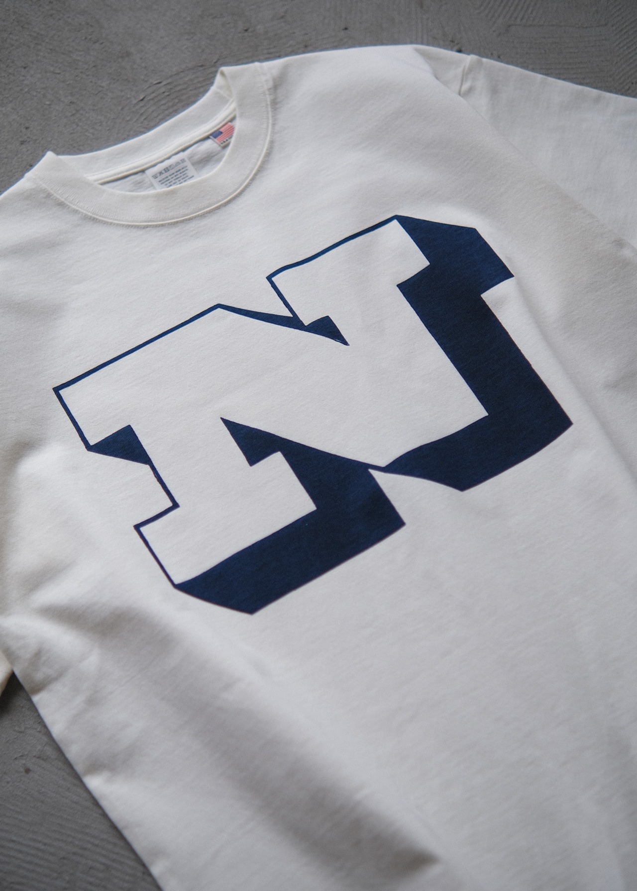 the"N" letterpress tee in natural（受注生産）