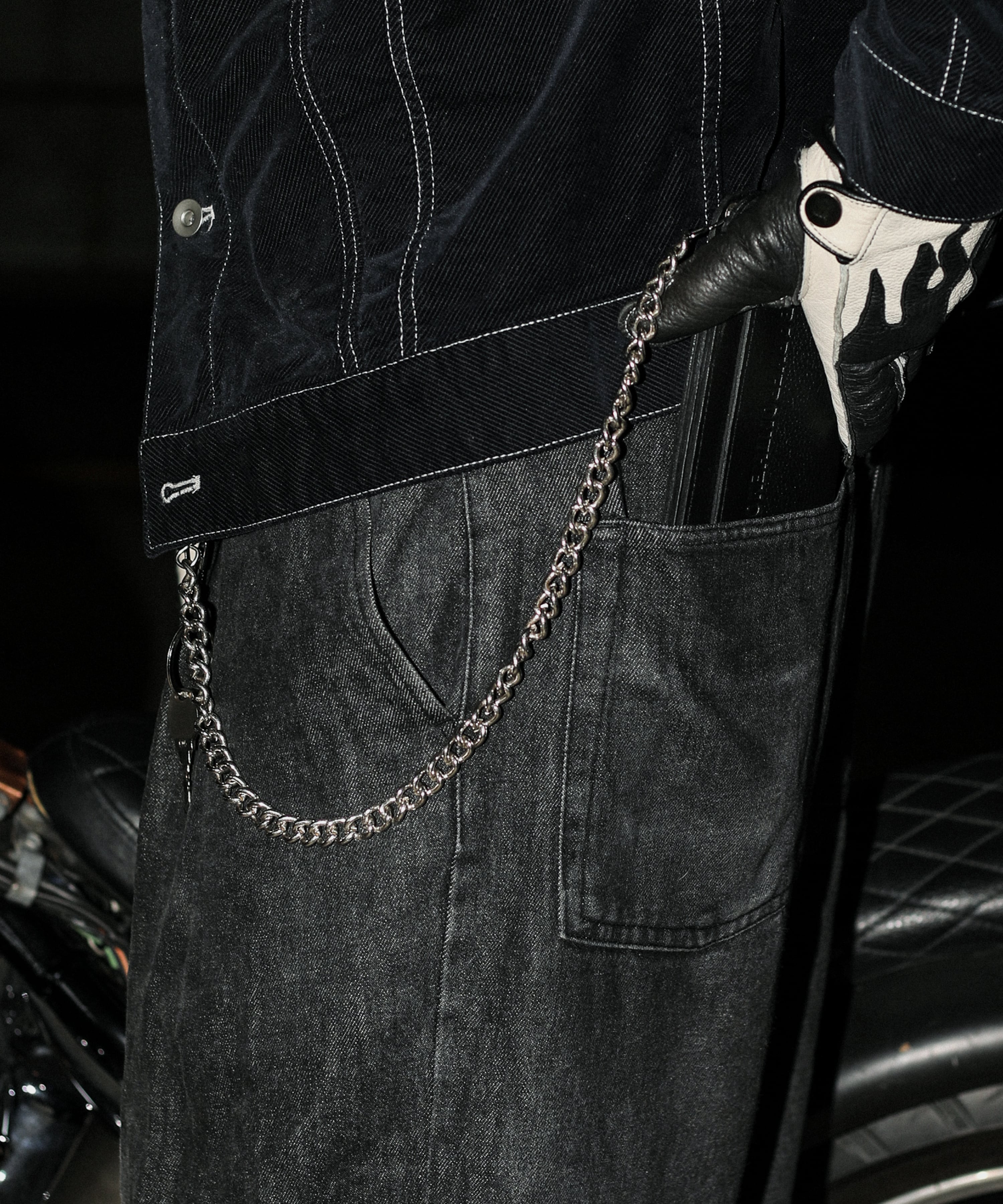 ACCESSORY | BARYFROMTHENORM