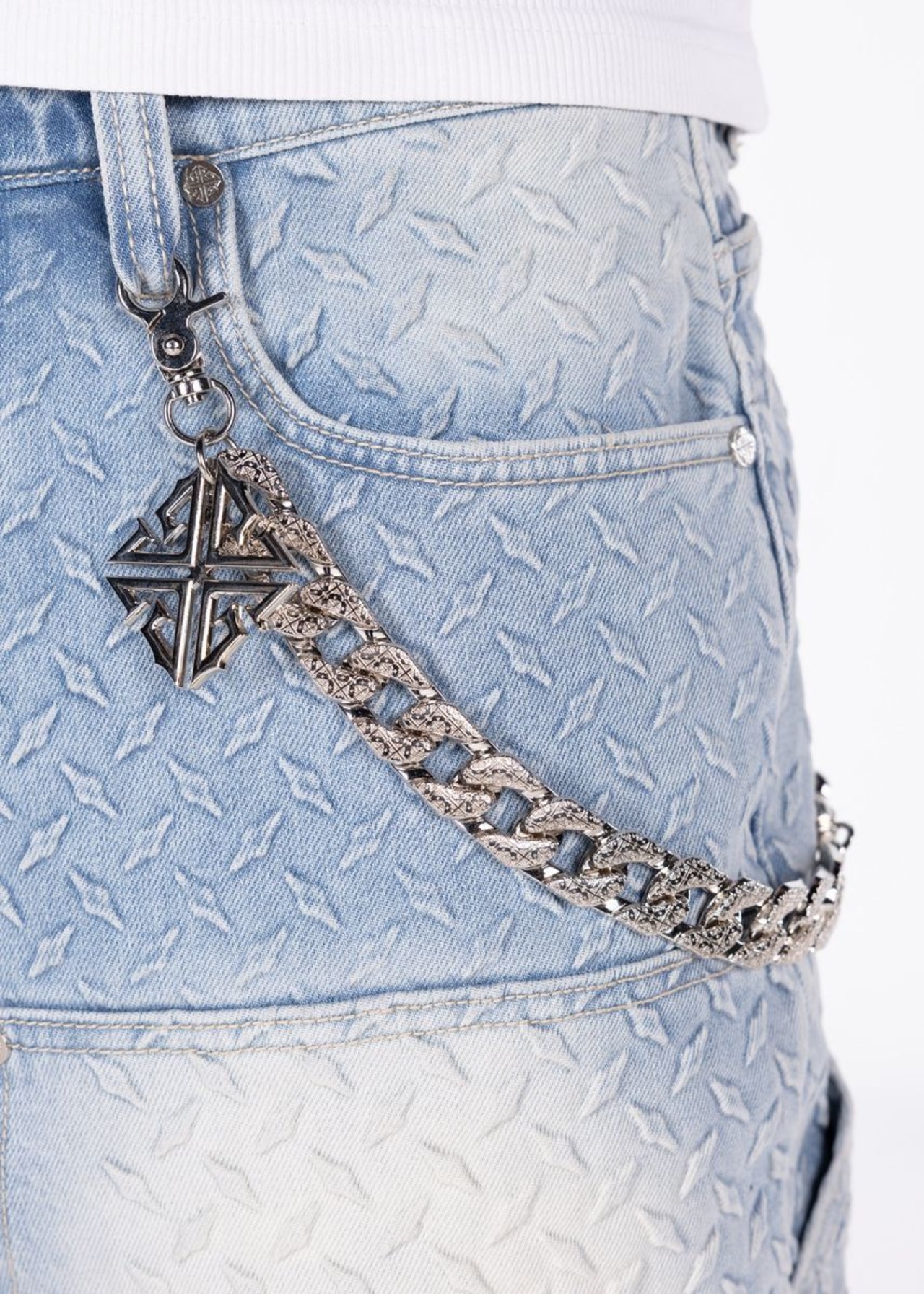 GUAPI / aqua blue steel plate carpenter shorts