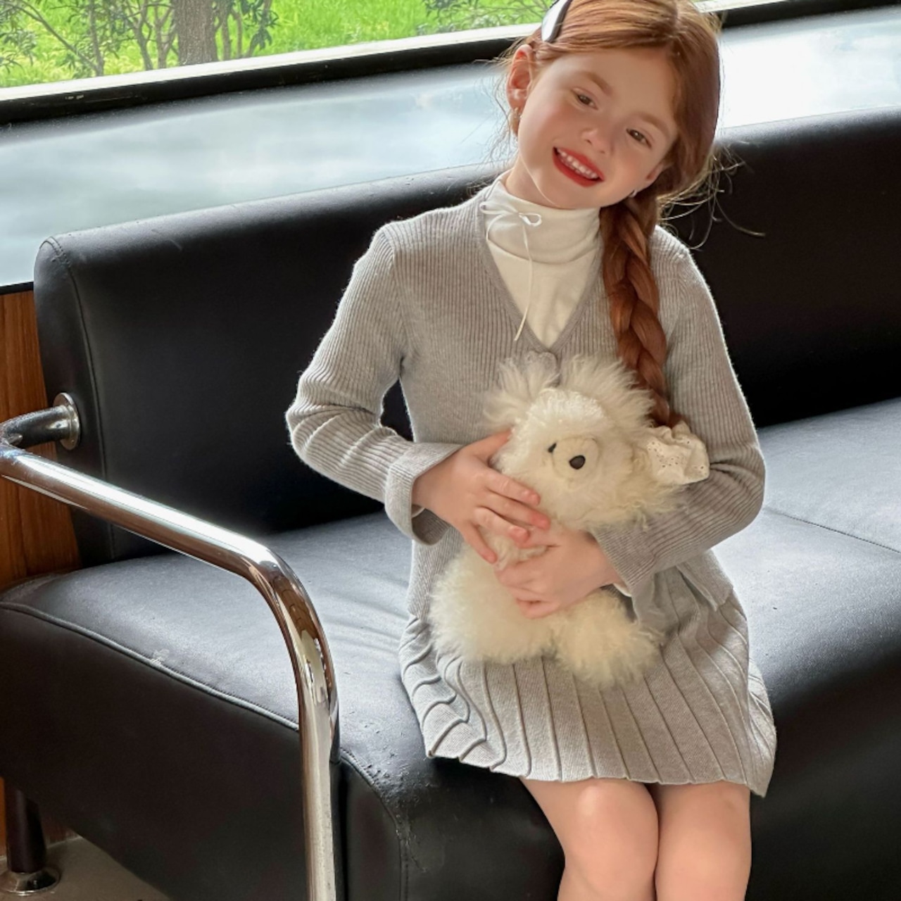 秋リボン付きハイネックTシャツ