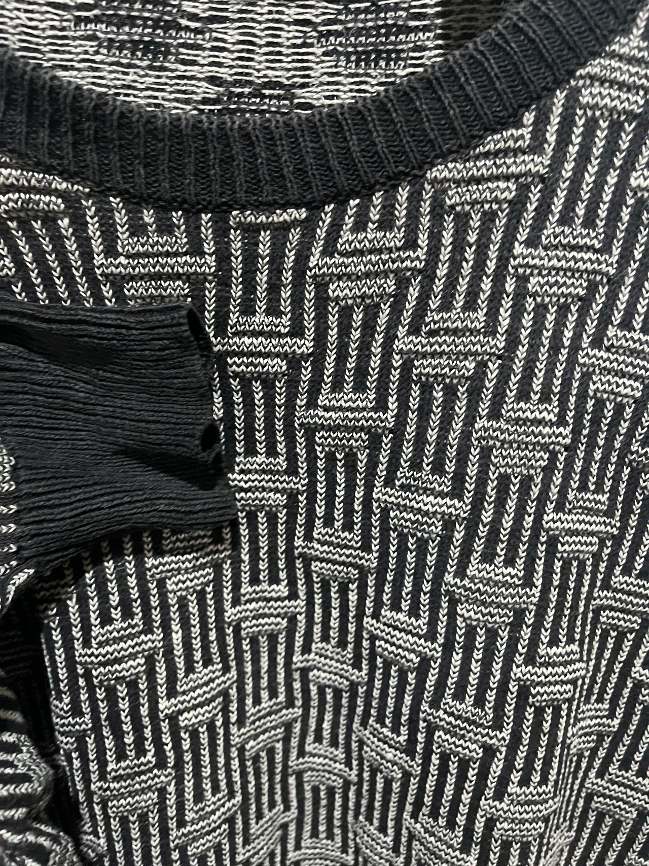 90's NTERNATIONAL PASSPORT Sweater【L】