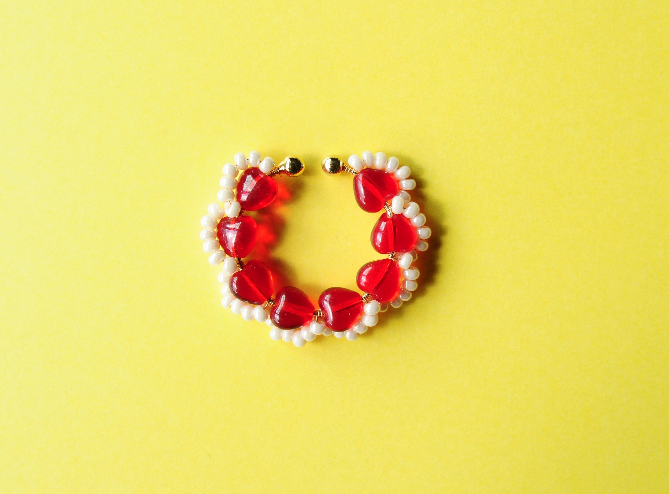 <Rollo~イロヅクビジュー~>イヤーカフ『 Akai heart × Shiro 』