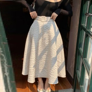 【送料無料】 ロングスカート  ロング丈・マキシ丈  Aライン・フレア  無地  ハイウェスト  こなれ感  シンプルデザイン  大人可愛い  厚手生地  レディースファッション  可愛い  30代・40代  冬  お出かけ・お呼ばれ・女子会  オフホワイト