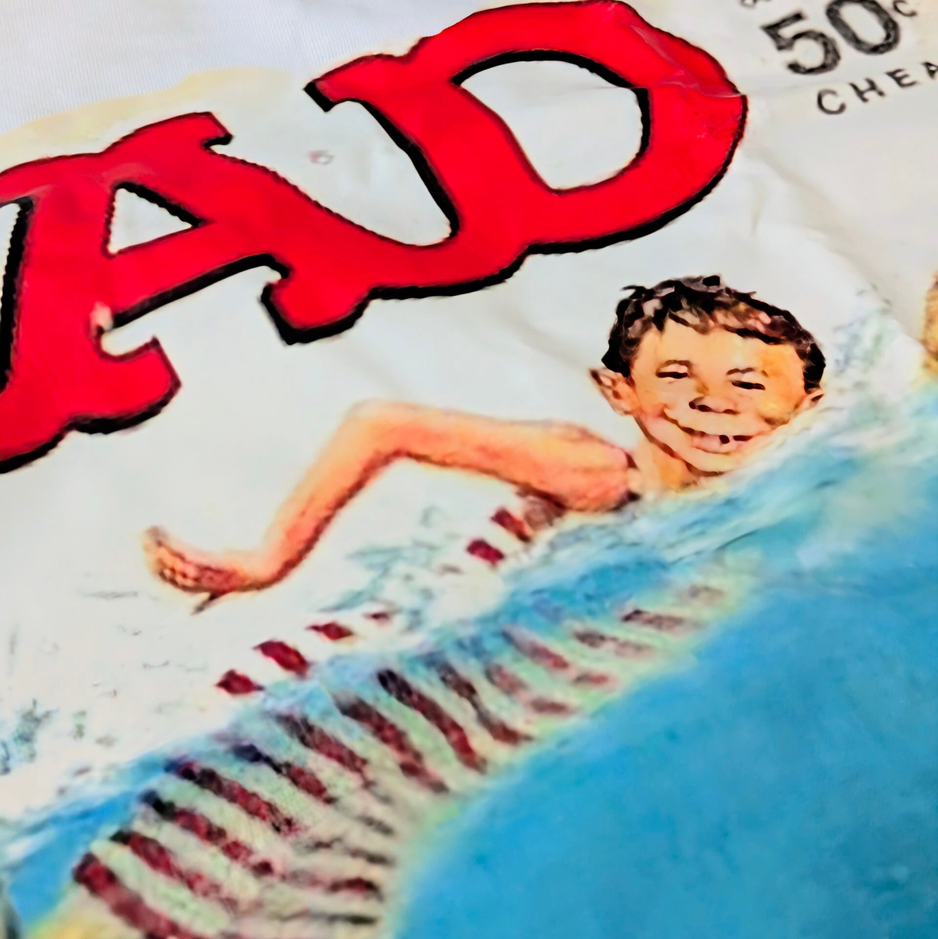 【 MAD Magazine(マッドマガジン)】MAD アルフレッド・E・ニューマン / JAWS ジョーズ / Tシャツ〚アメリカン雑貨 アメトイ〛