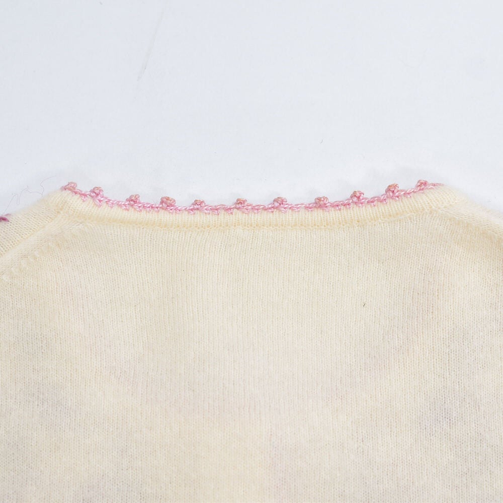 60～70s Embroidery designボタニカル フラワー刺繍 デザイン クロシェトリム ウールニットカーディガン アイボリー ピンク ヴィンテージ ビンテージ 古着 レディースXS相当 60～70s Embroidery designボタニカル フラワー刺繍 デザイン クロシェ