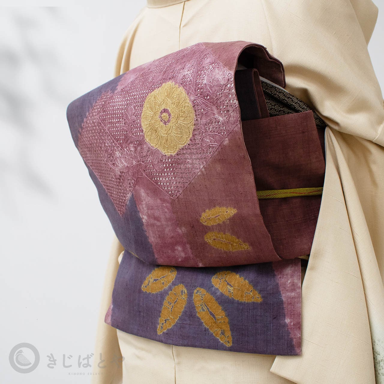 正絹紬 葡萄酒色に刺繍のなごや