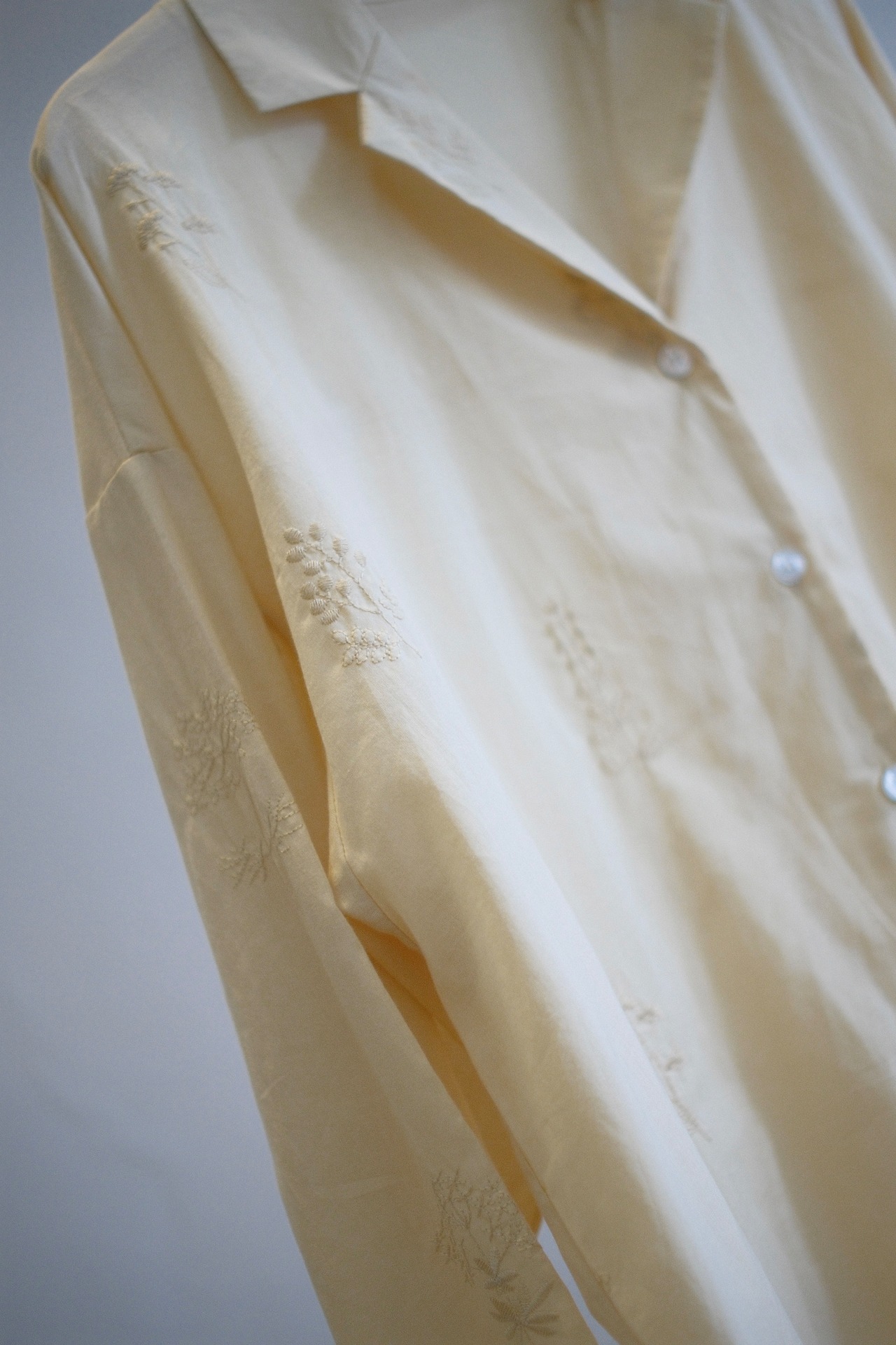 Embroidery Cotton Shirt / BEIGE - 3