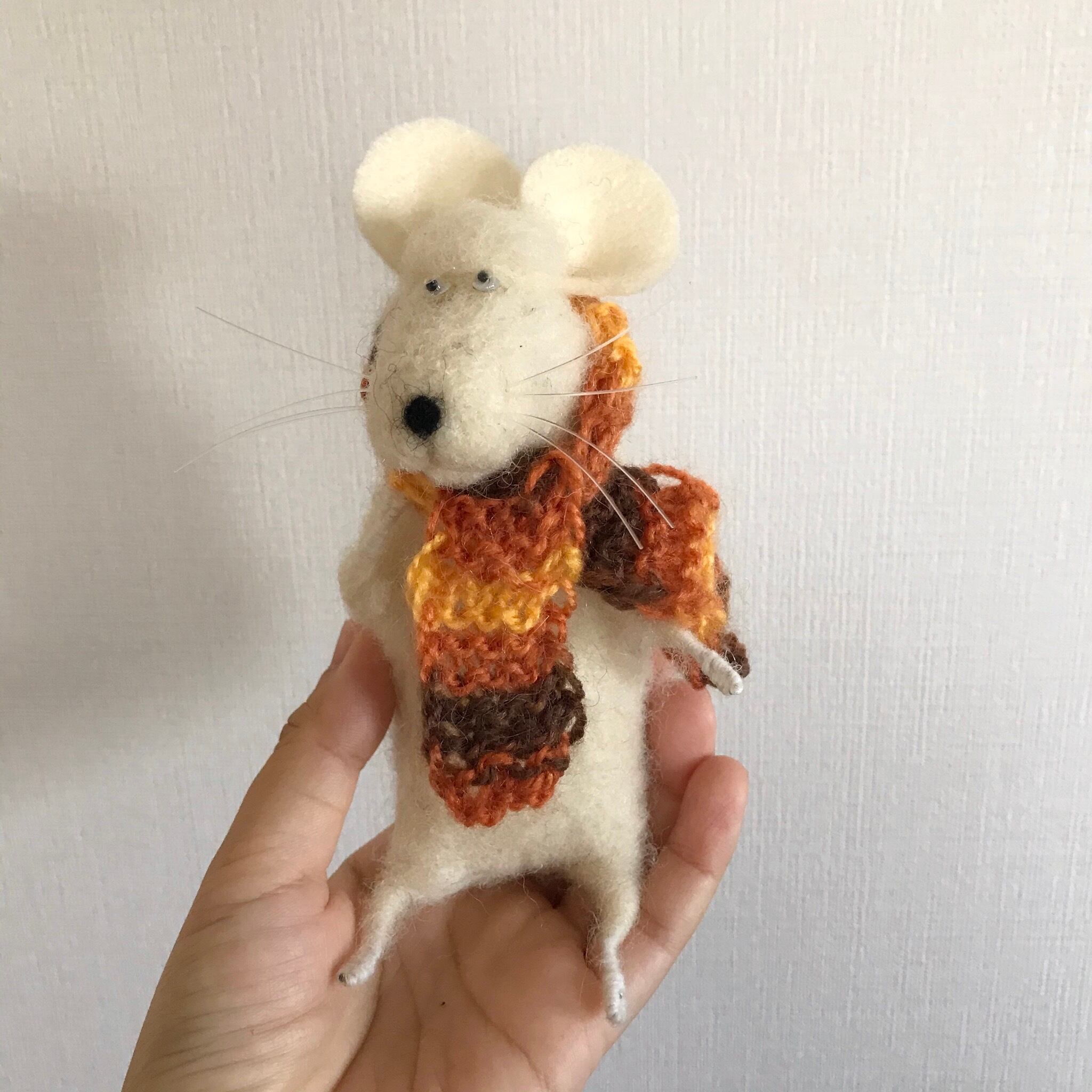 もふもふ白ねずみ2