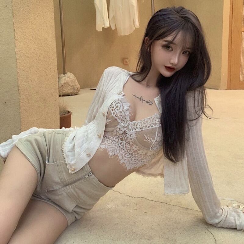 ウエスタンスタイルのショートパンツスーツ女性の夏ニット気質白ジャケット2020新しいファッションスリーピースサスペンダー ブラックストロベリース87221215139