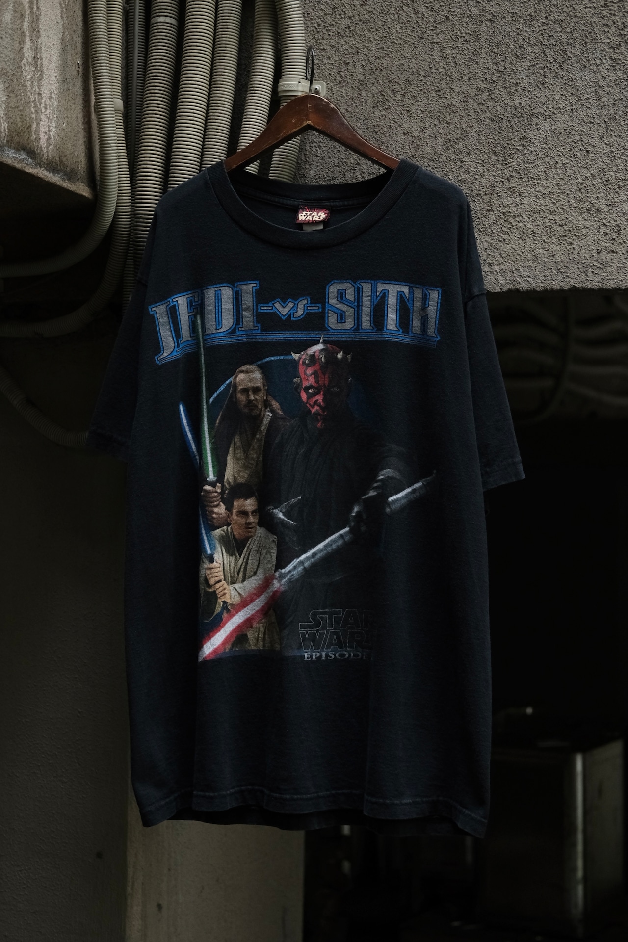 Utah/"STAR WARS EPISODE 1" JEDI vs SITH print tee shirt