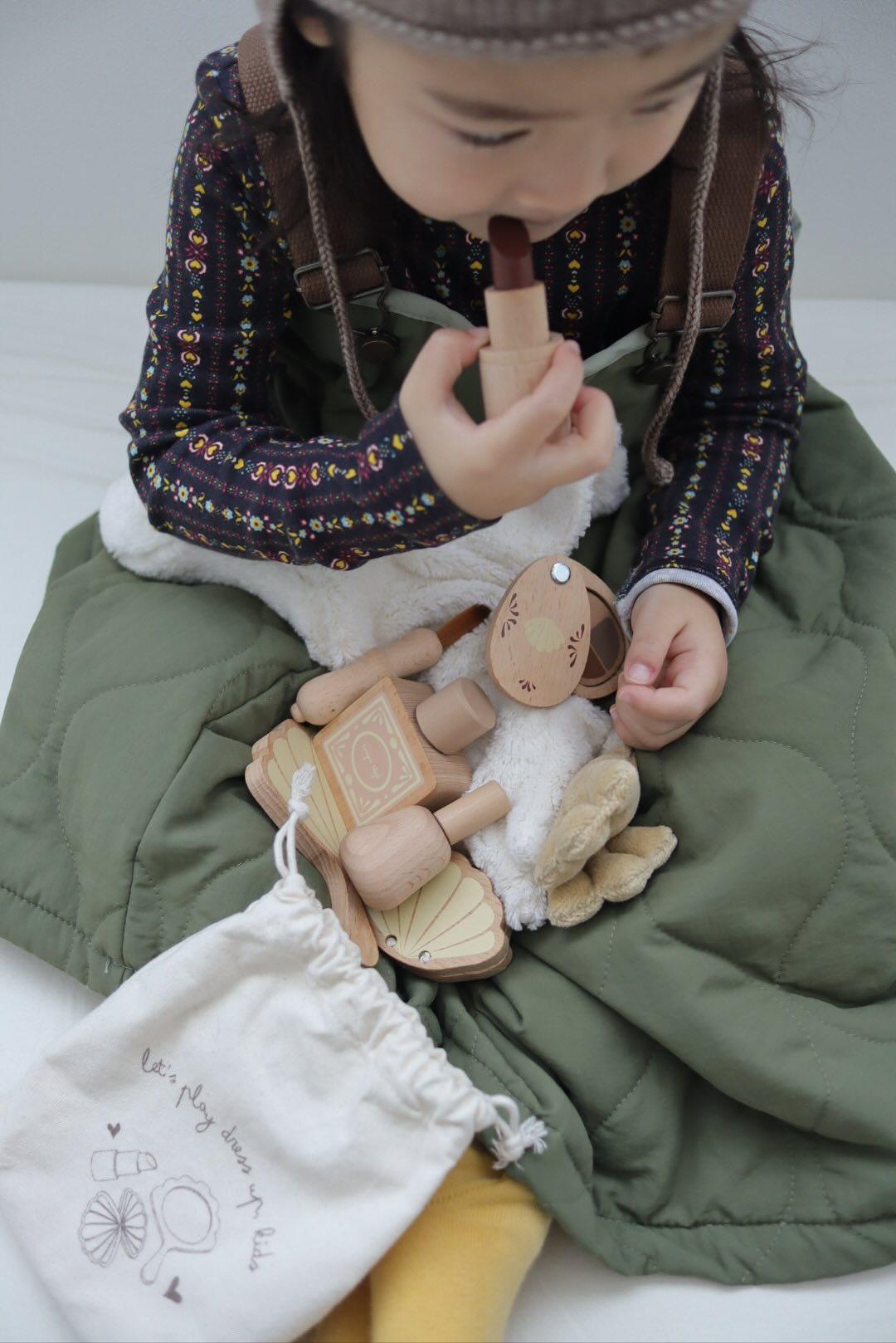 RESTOCK】BEAUTY SET 【Konges Sloejd コンゲススロイド】おままごと