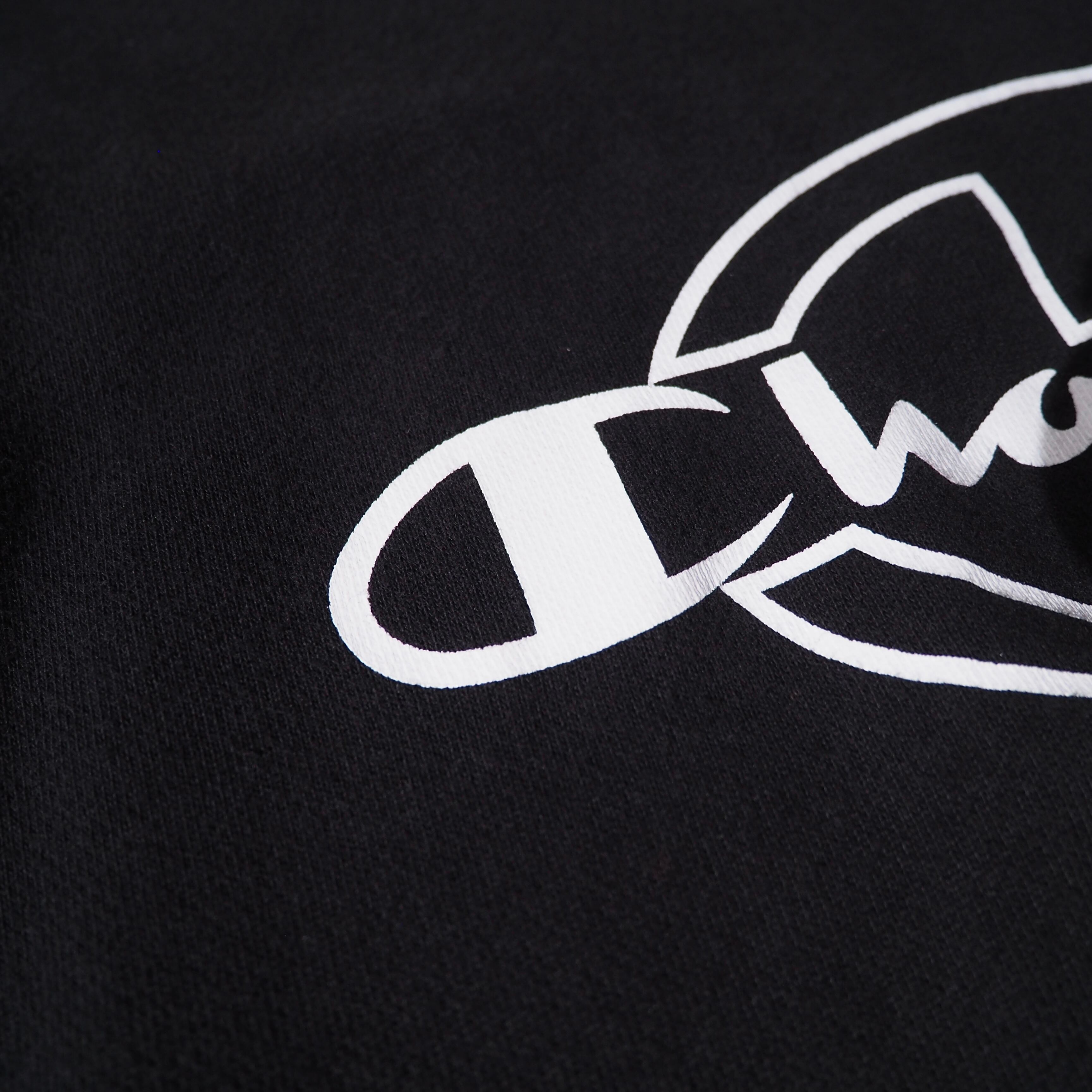 ” Champion ” logo printed sumikuro color sweat shirt