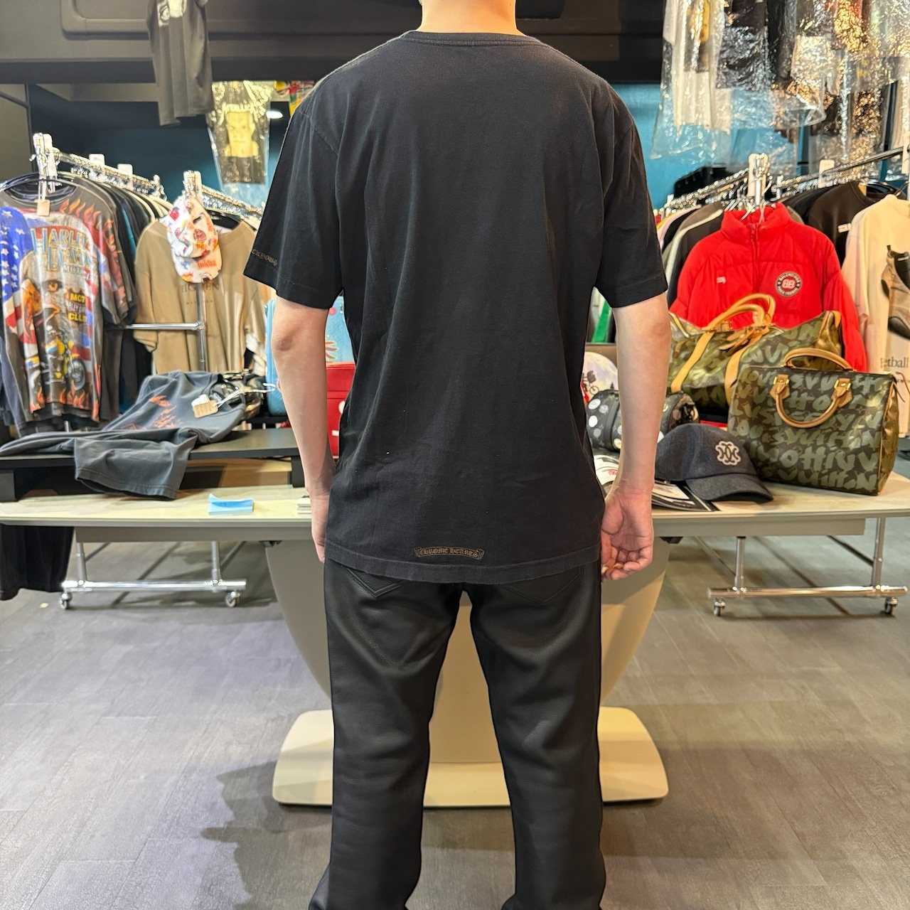 【CHROME HEARTS】クロムハーツ ネックロゴ Tシャツ