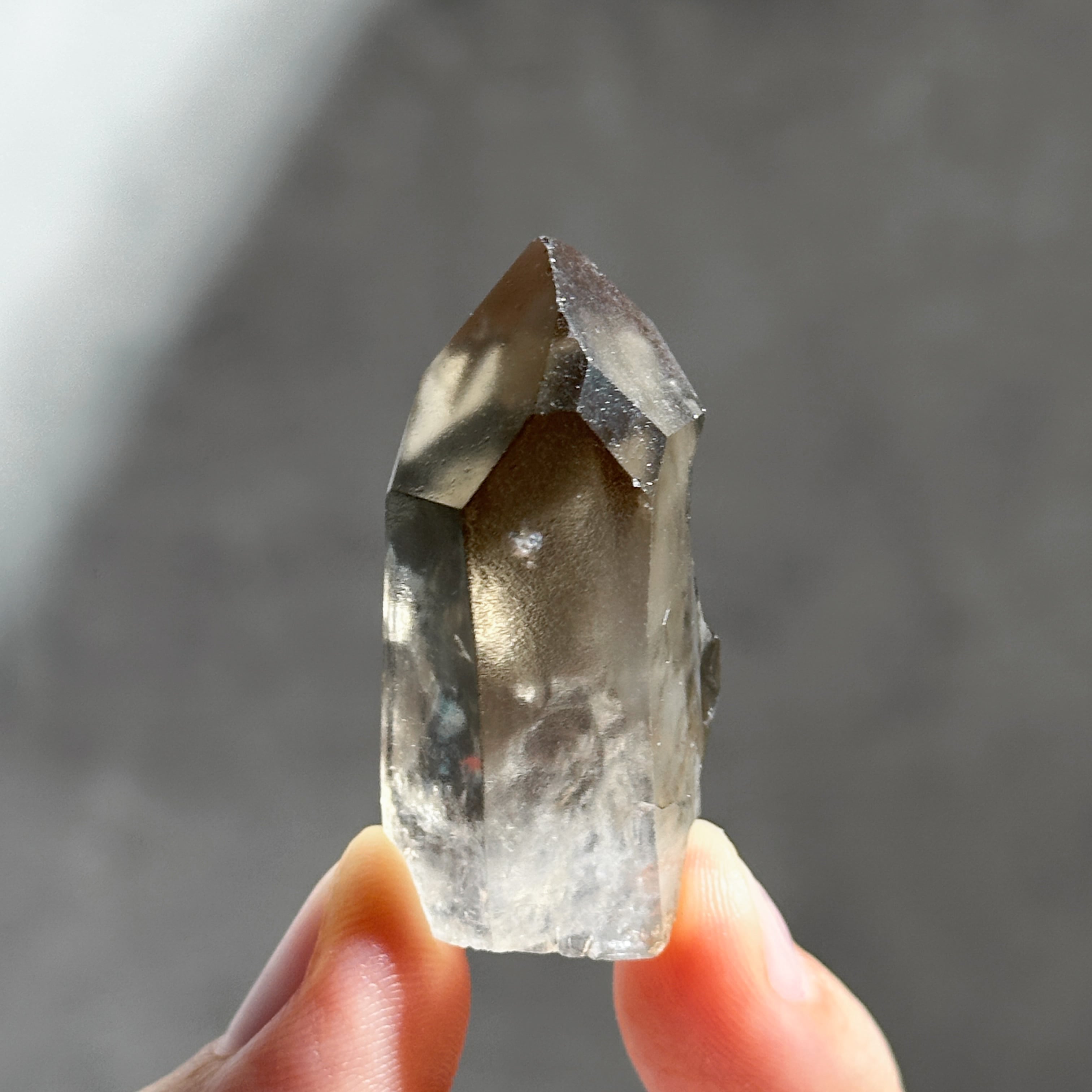 ミナスジェライス産 スモーキークォーツ 22 原石◇Smoky quartz◇天然石・鉱物・パワーストーン