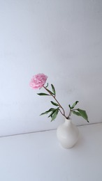 マットホワイトな花瓶