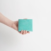 i ro se  SEAMLESS "WAXED LEATHER" SHORT WALLET  ICE BLUE
