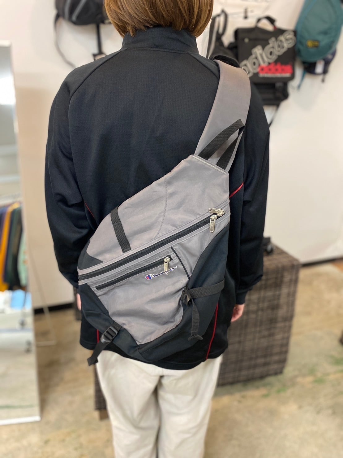 Champion Silver Gray OneShoulder Bag y2k | KOUHUKU