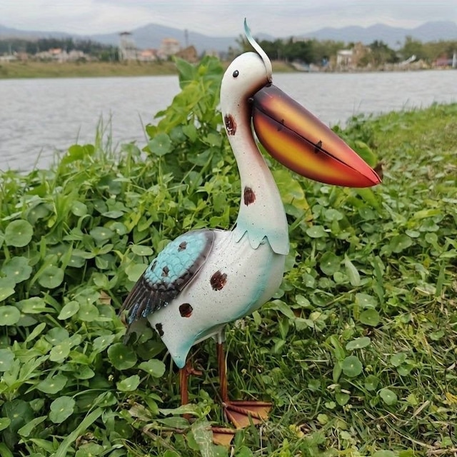 ガーデンオーナメント 置物 オブジェ ペリカン 鳥 動物 アニマル 庭 屋外インテリア 装飾 ガーデニング ギフト プレゼント かわいい おしゃれ