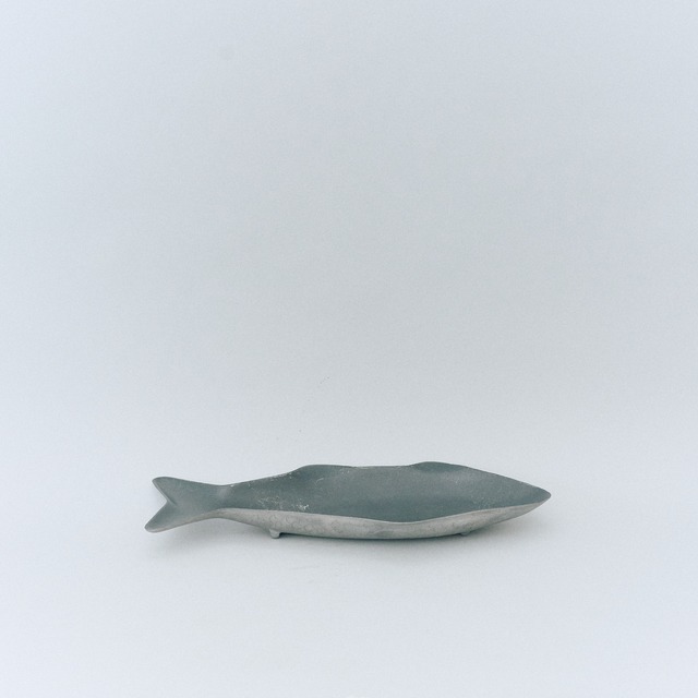 アルミトレイ　魚型