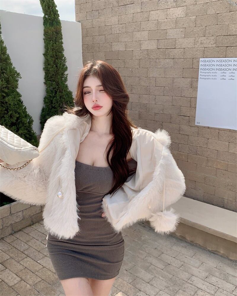 フェイクファーフードショートコート レディースオータムウィンタールーズトップス ロング 秋物 冬物 ブラックストロベリース83111021545