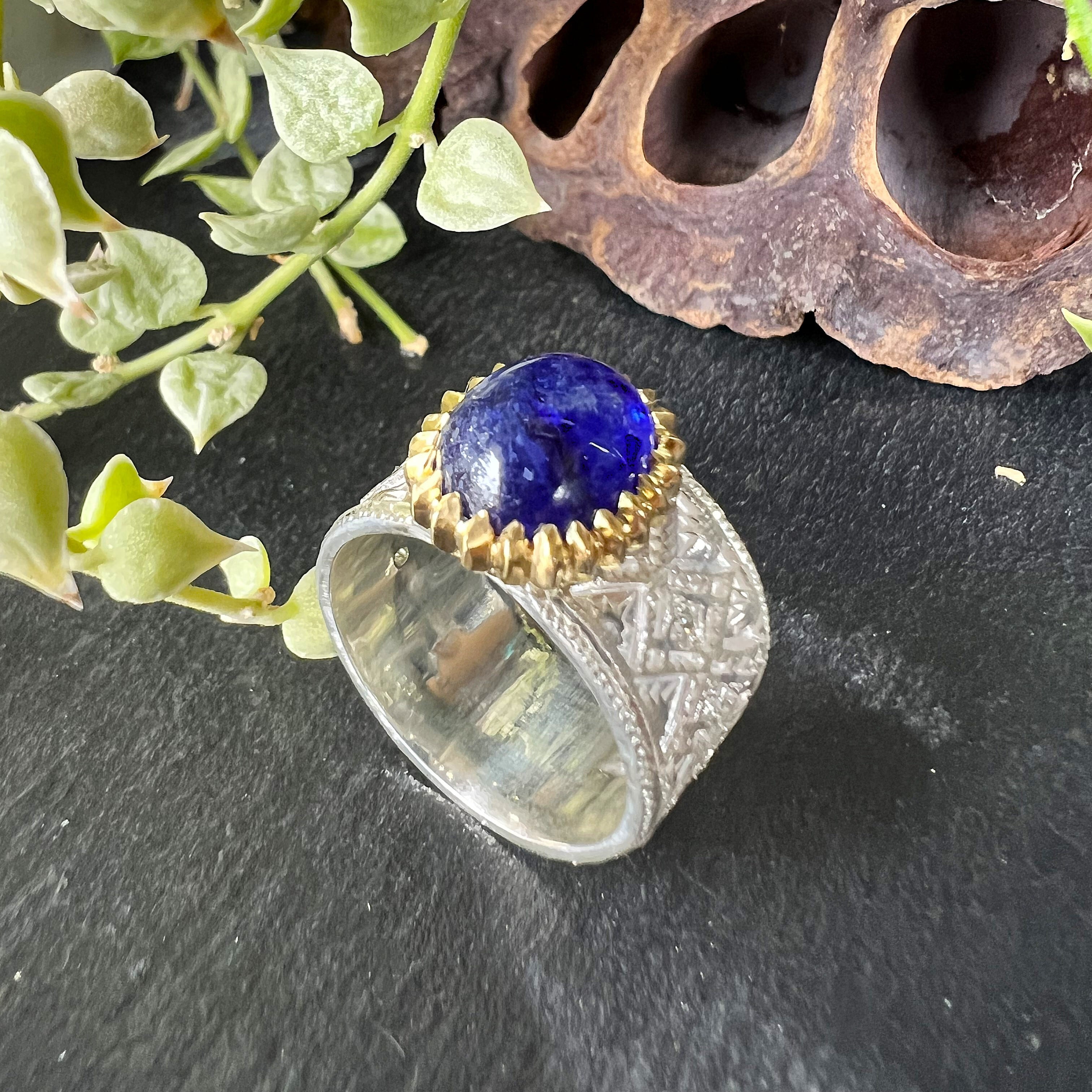 bondlamp jewel lab.